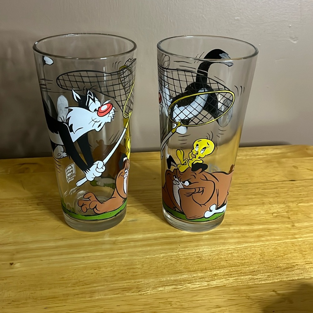 😄Vintage 1976 Pepsi collectors glasses tweety sylvester spike